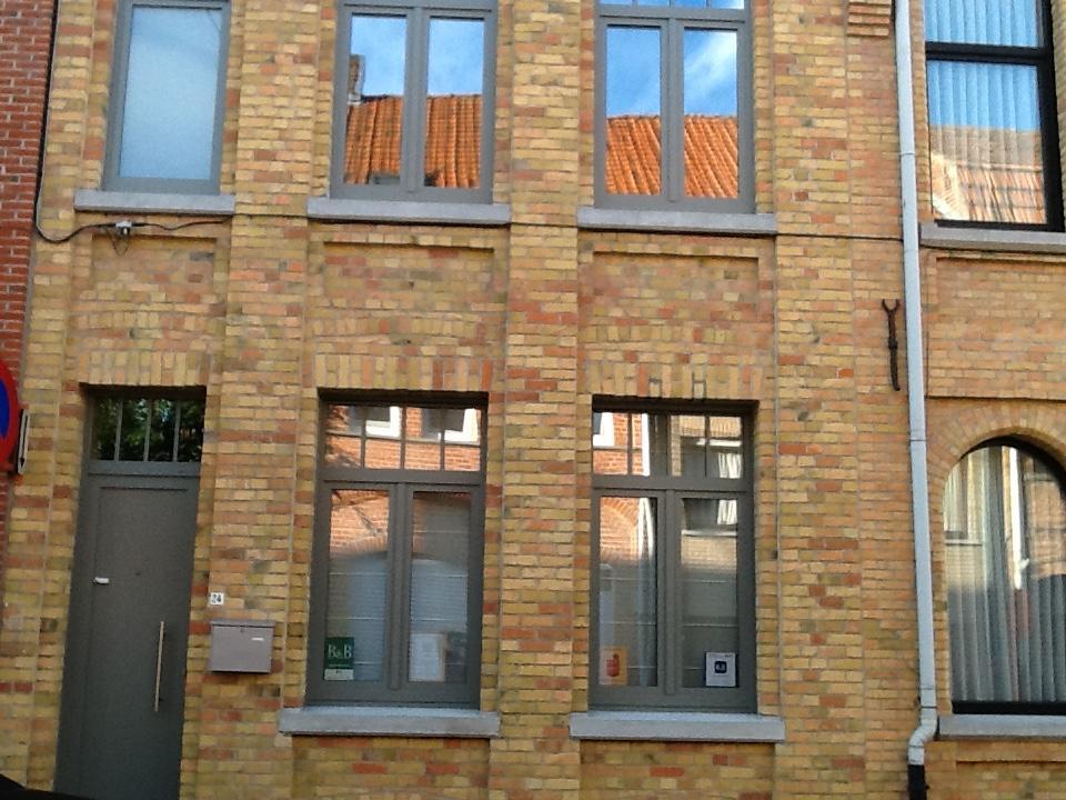 Guesthouse Oude Houtmarkt Ypres Exterior photo